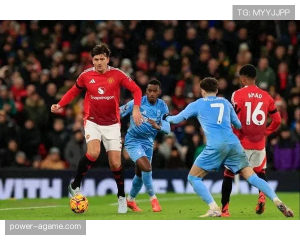 曼联防线失误频繁，对赛季战绩与稳定性形成明显影响